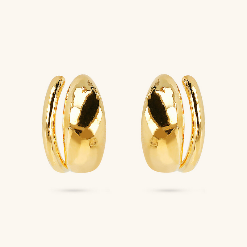 Duo de boucles d'oreilles martelées