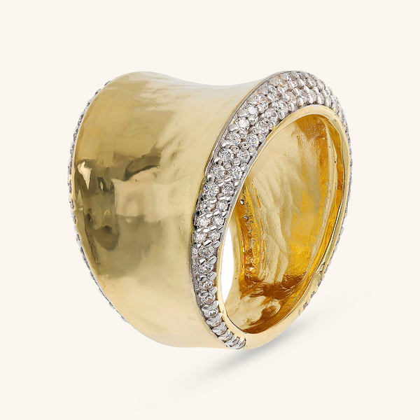 Hammered Graduated Ring with Cubic Zirconia Pavé