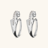 Boucles d'oreilles ovales martelées avec pavé de zircon cubique